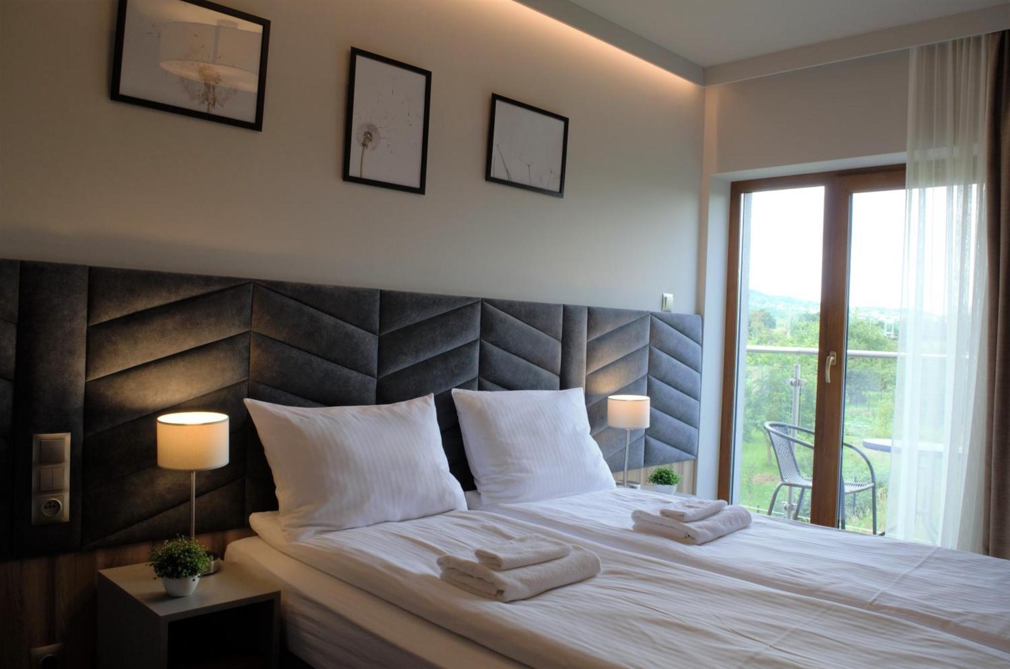Villa & Gospoda Krakowska Kobiernice Экстерьер фото