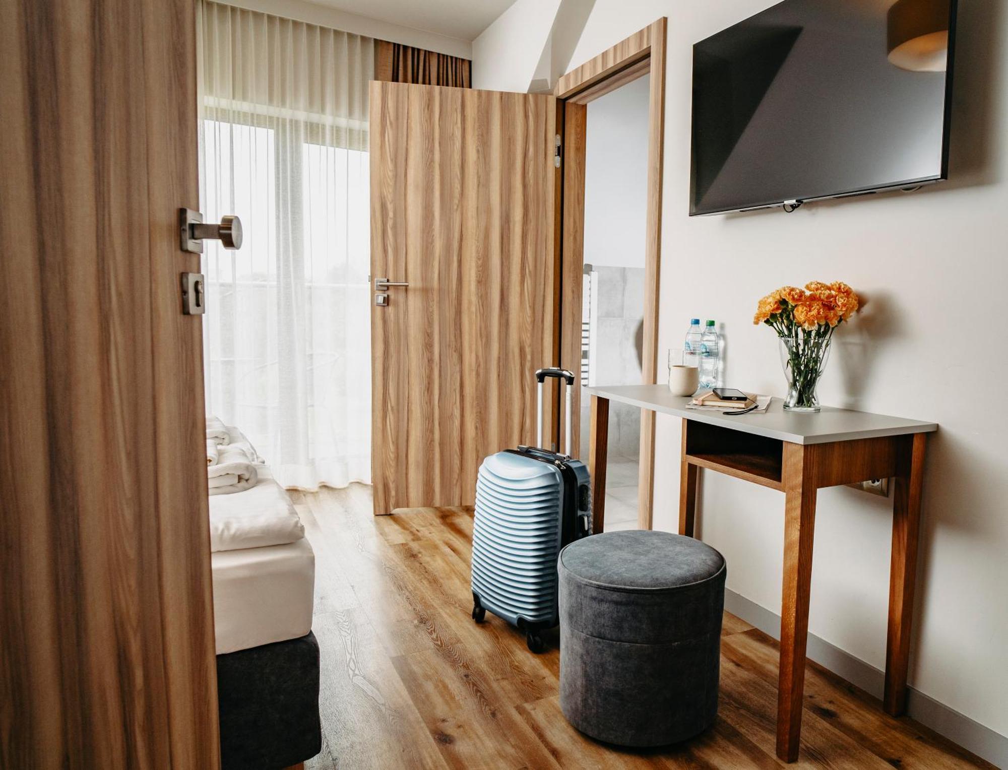 Villa & Gospoda Krakowska Kobiernice Экстерьер фото